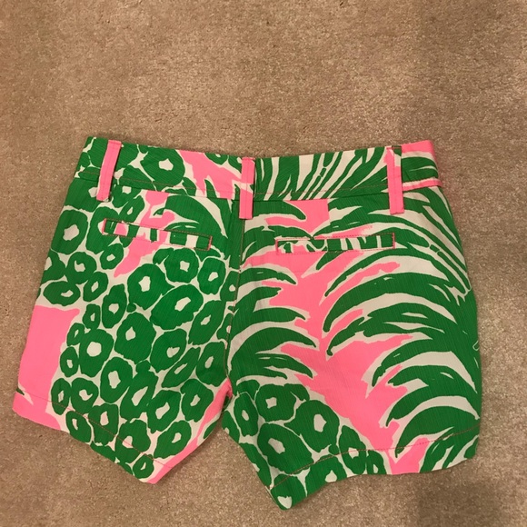 Never worn Lilly Pulitzer Callahan  shorts - Picture 2 of 4